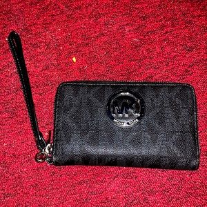 Michael Kors Wristlet